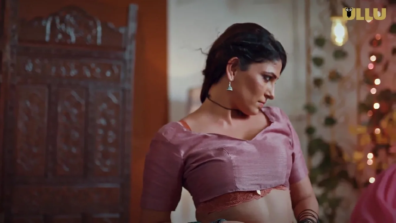 Raat Baaki Baat Baaki S01 P01(E01-04) ULLU